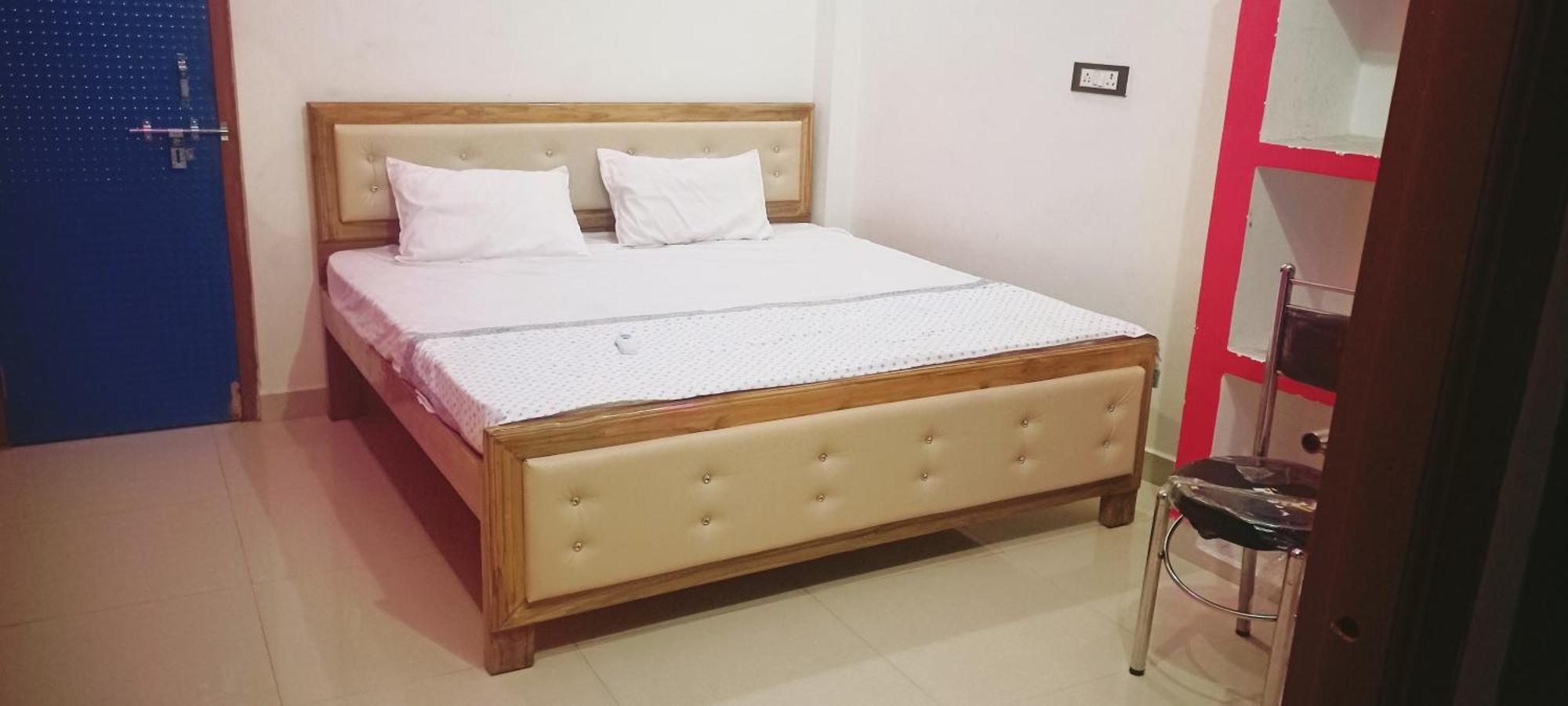 Hotel Maa Savitri Gest House Ayodhya Exteriér fotografie